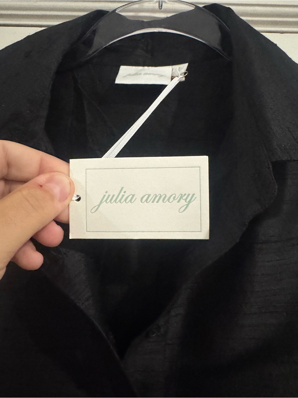 Classic Black Button-Down Shirt with Point Collar - Picture 4 of 7